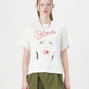 NWT, Women’s Size XS Blondie Relaxed Graphic White T-Shirt Short-Sleeves